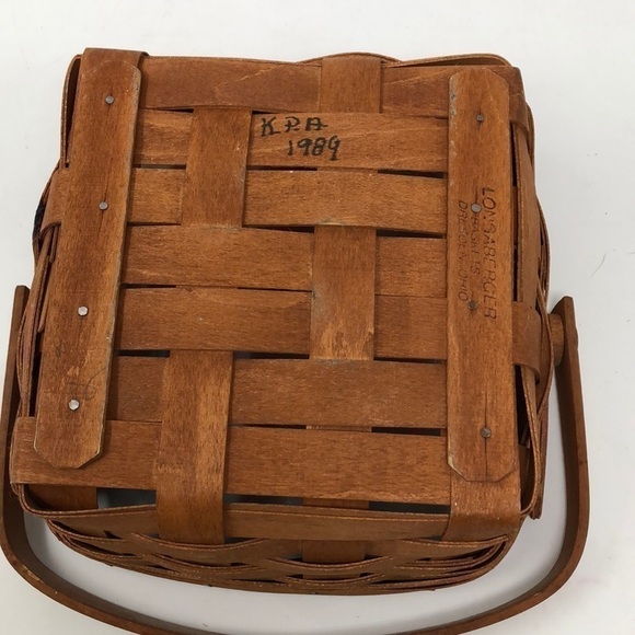 VINTAGE 1989 Longaberger Rich Brown Berry Basket - Picture 8 of 10